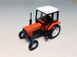 Сувенирная модель трактора МТЗ-82 &quot;Люкс-2&quot; металл (оранжевый с бел.кабиной) 1:43