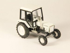 Сувенирная модель трактора МТЗ-82 Люкс-2 Belarus металл (белый) 1:43