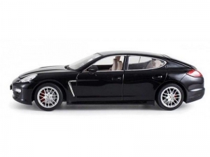 Машина MZ Porsche Panamera 1/18 в/к