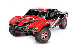 Модель шорт-корс трака Traxxas Slash 4WD 2.4Ghz