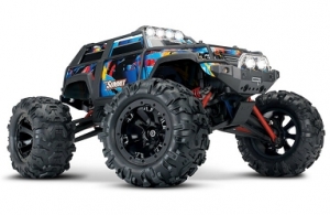 Радиоуправляемая модель монстра TRAXXAS Summit 4WD RTR 1:16 TQ + LED